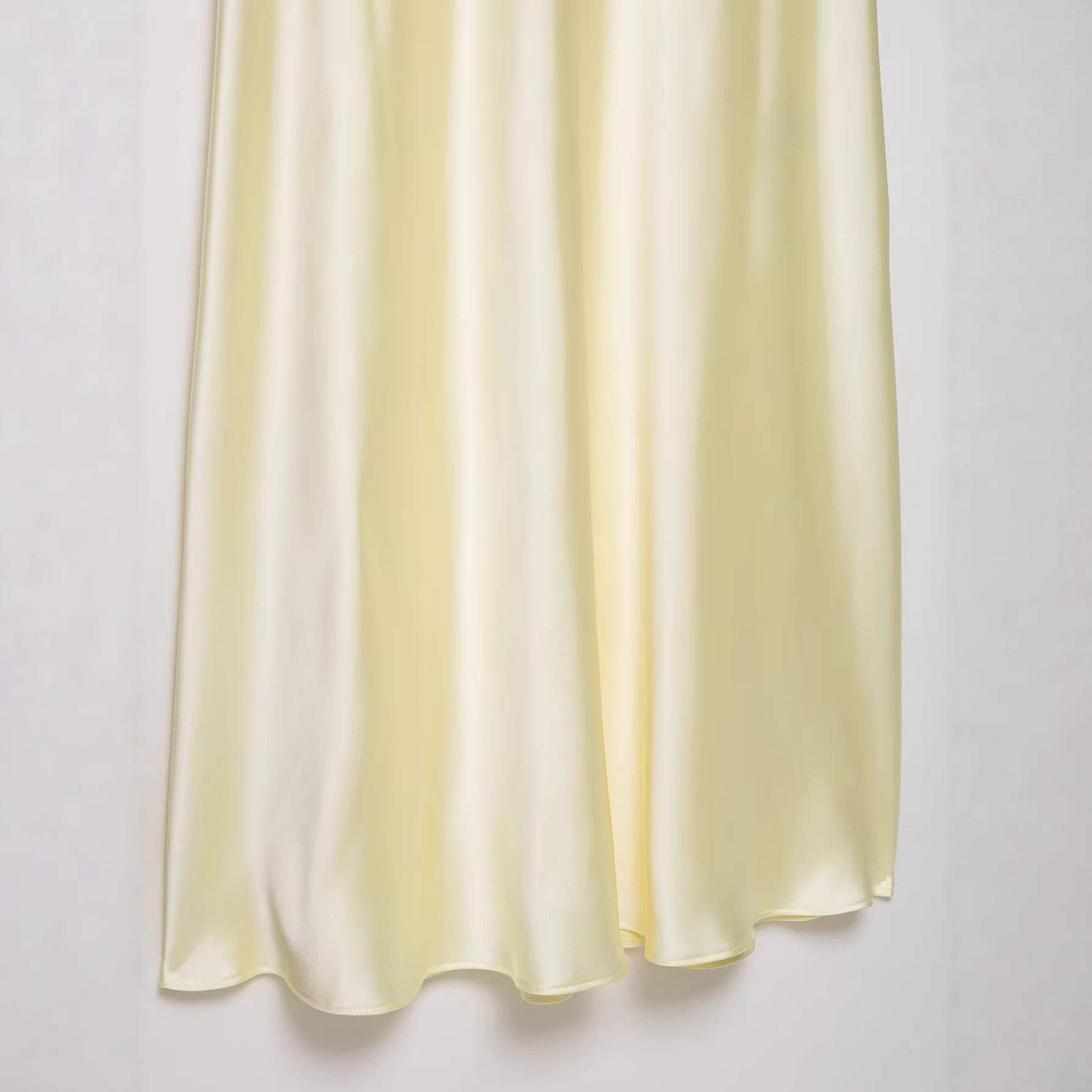 Womens Bow-Decorated Satin-Feel Dress - Image 5