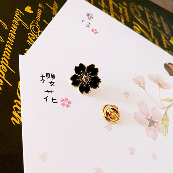 Fashionable And Cute Pin For Girls School Bags - Image 14