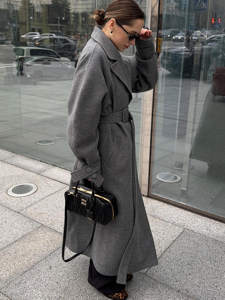 Fashionable Commuter-Style Lapel-Collar Split Loose Long Coat