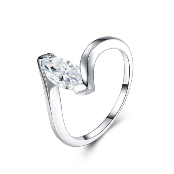 Engraved With Top-quality Moissanite, This Luxurious And Fashionable Minimalist Jewelry Set Features Exquisite Silver Accessories For Ladies. Made Of S925 Silver With Electroplated Platinum. - Image 5