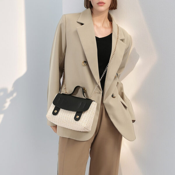 Trendy Versatile Handheld Messenger Bag - Image 8