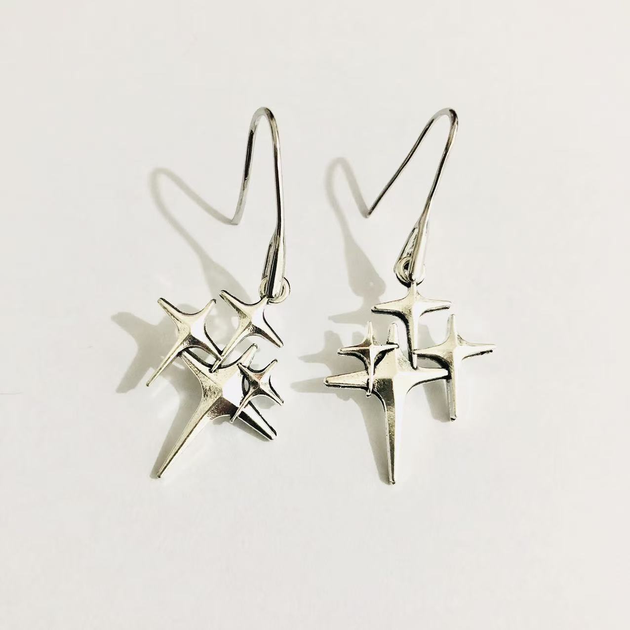 Unique Irregular Silver Copper Womens Instagram-Style High-End Earrings - Image 2