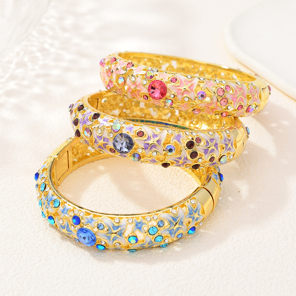 Ocean Style Starfish Enamel Diamond-Encrusted Bracelet - Image 1