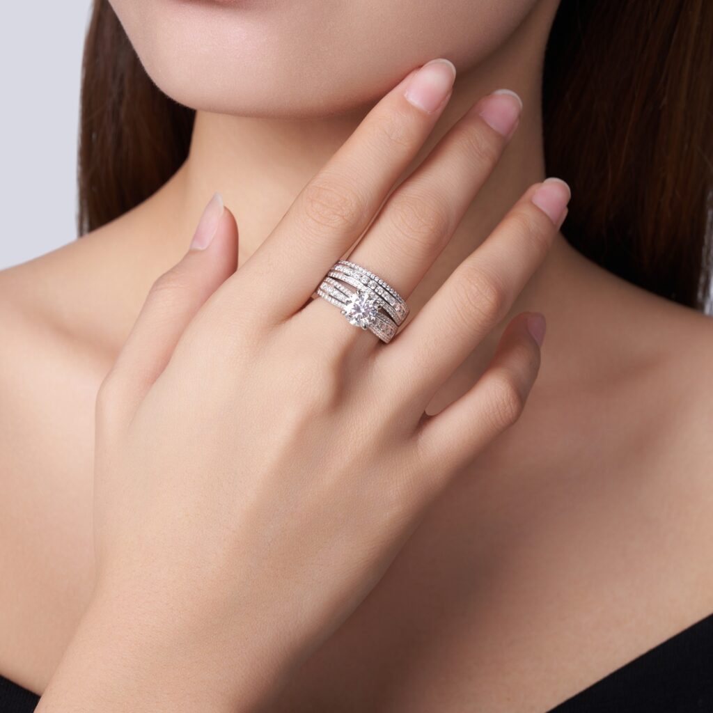 2-carat Luxury Fashion Minimalist Trend Jewelry Silver Ring Set With Top-quality Morganite, Made Of S925 Silver With Electroplated Platinum.