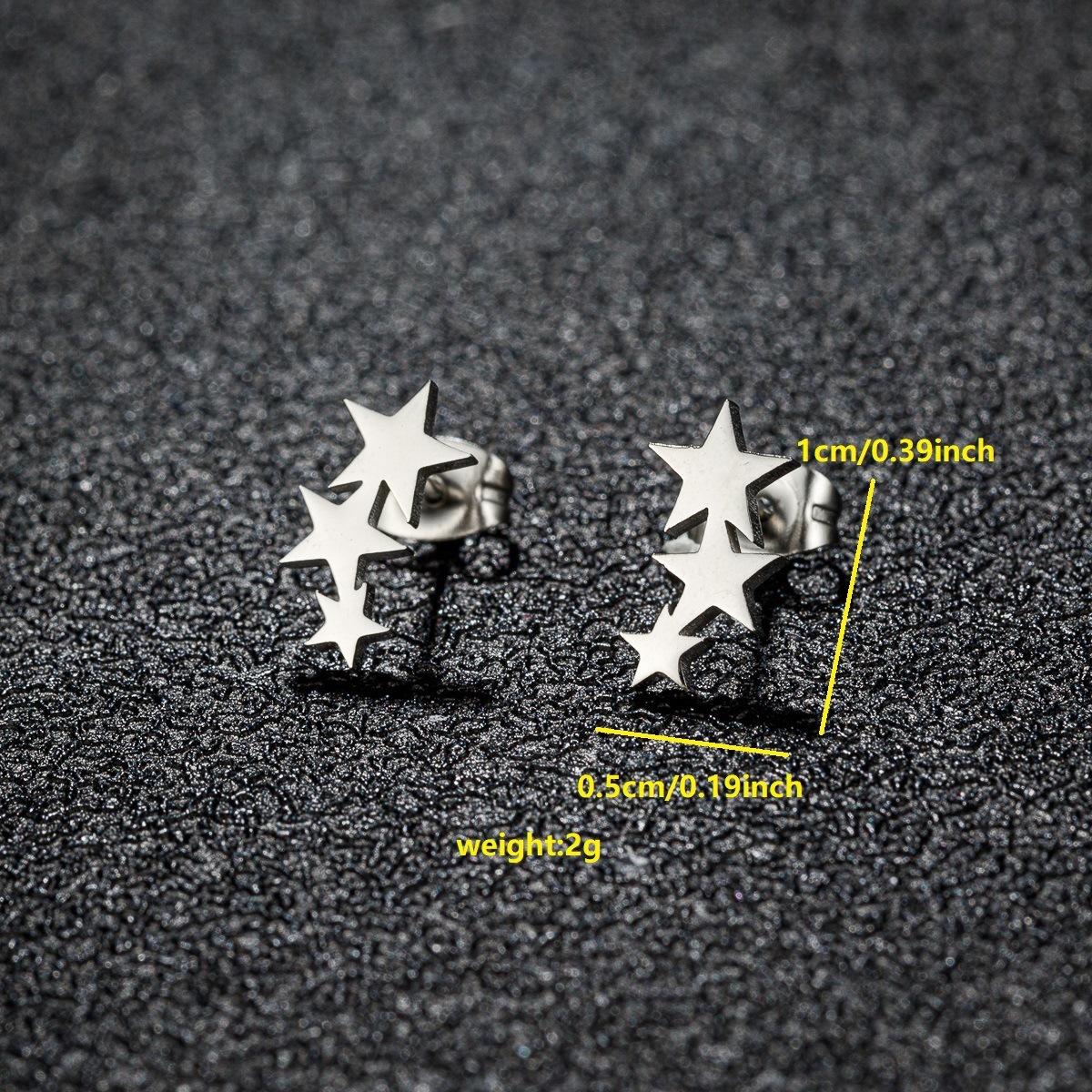 Fashionable Geometric Minimalist Star Earrings - Image 2