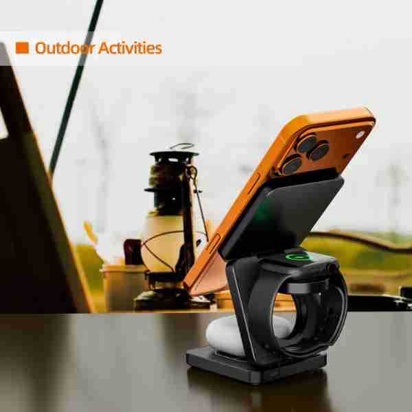 3-in-1 Foldable Magnetic Wireless Charging Desktop Stand - Image 12
