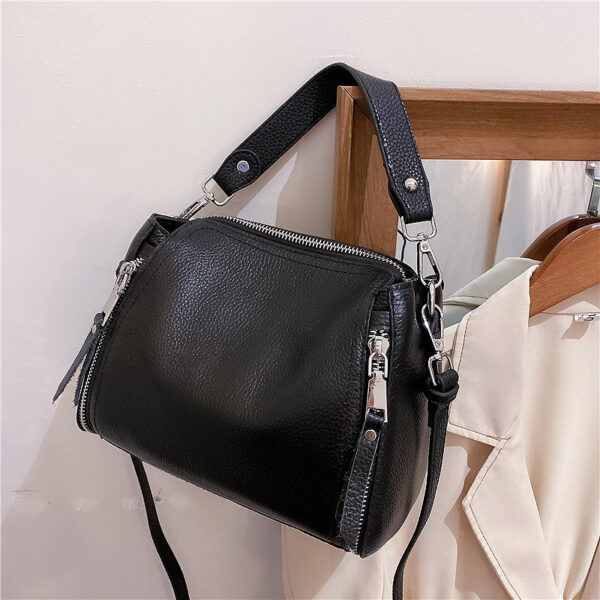 Fashion Personalized Handheld Crossbody Bag - Image 3