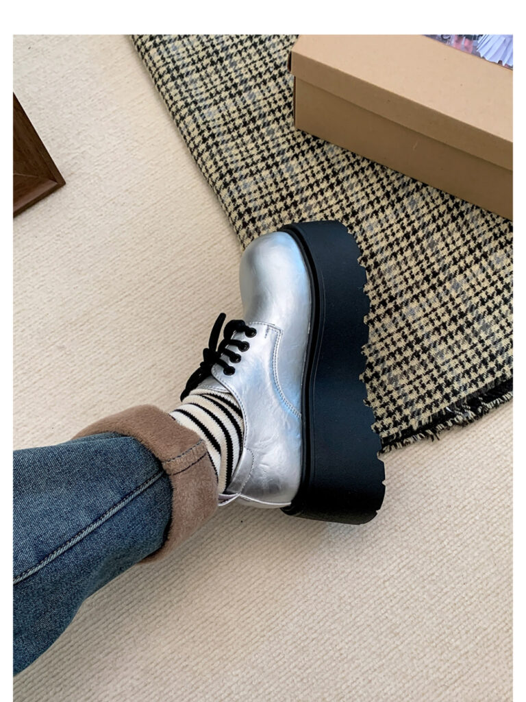 Women's Thick-Soled Retro British-Style Lace-Up Casual Shoes