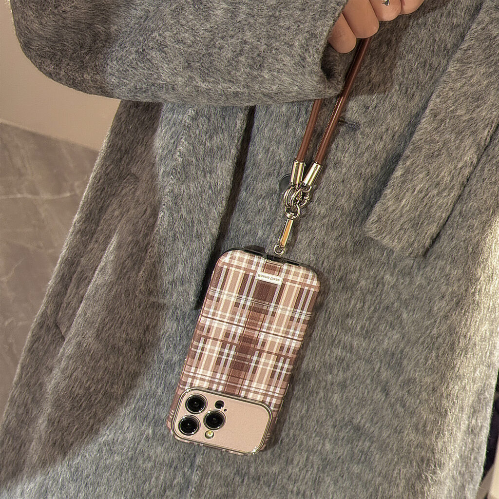 Brown Plaid Phone Case With A Drop-proof Lanyard