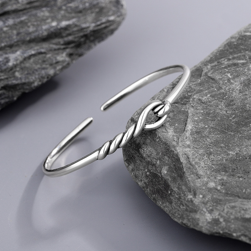 Knotted Bracelet Hollow-out Wrapped Design Simple And Stylish Versatile - Image 9