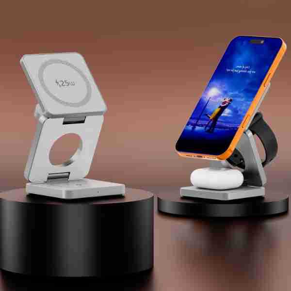 3-in-1 Foldable Magnetic Wireless Charging Desktop Stand - Image 11