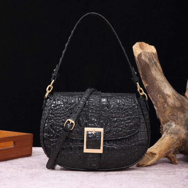 Handheld armpit crossbody baguette women's bag - Image 14