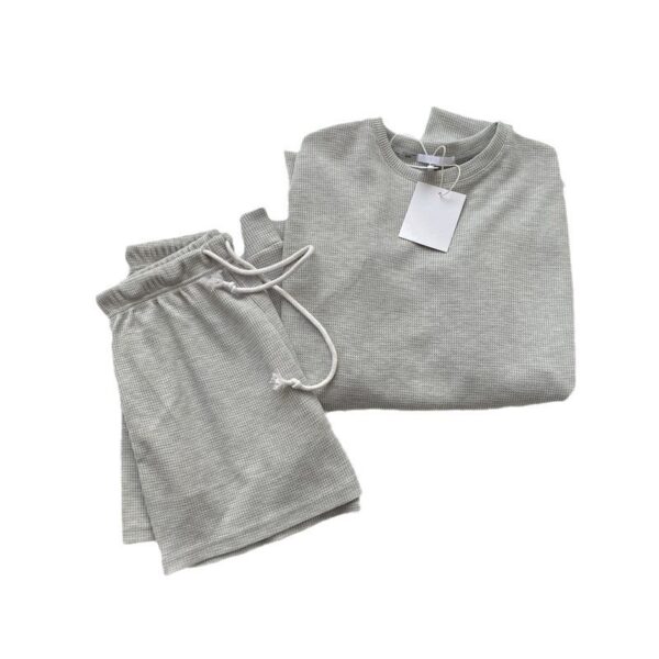 Knitted Long-sleeve Top And Shorts Pullover Vintage Set With Pockets - Image 2