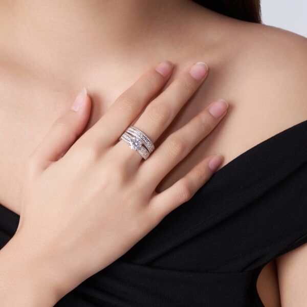 2-carat Luxury Fashion Minimalist Trend Jewelry Silver Ring Set With Top-quality Morganite, Made Of S925 Silver With Electroplated Platinum. - Image 3