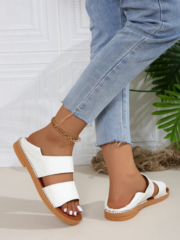 New Fairy-style Flat Soft Soled Sandals - Image 12