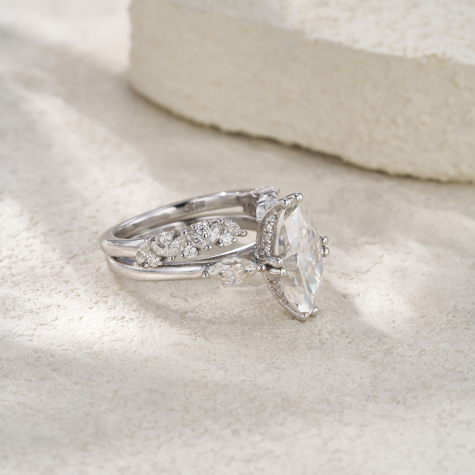 Engraved With Top-quality Moissanite, This Luxurious And Fashionable Minimalist Jewelry Set Features Exquisite Silver Accessories For Ladies. Made Of S925 Silver With Electroplated Platinum. - Image 2