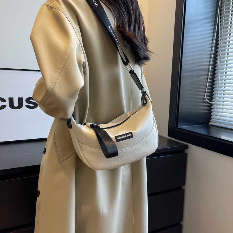 Best-selling Crossbody Bags Versatile Dumpling Bag - Image 1