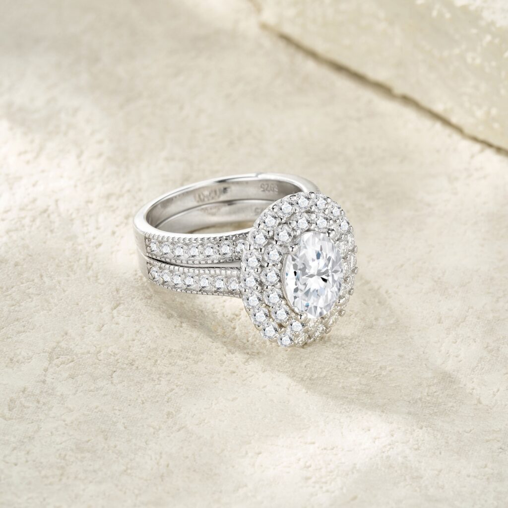 Engraved With Top-quality Moissanite, This Luxurious And Fashionable Minimalist Jewelry Set Features Exquisite Silver Accessories For Ladies. Made Of S925 Silver With Electroplated Platinum.