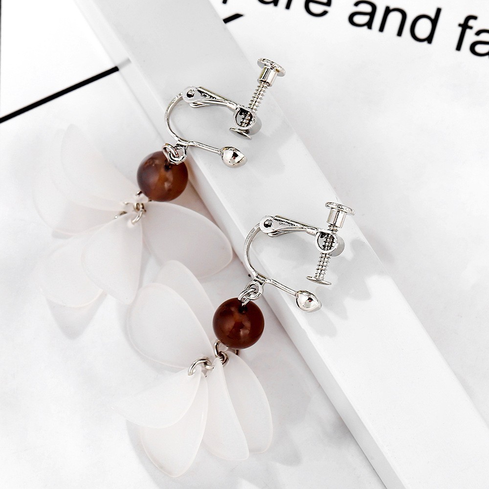 Simple Stylish Versatile Influencer-style Earrings - Image 7