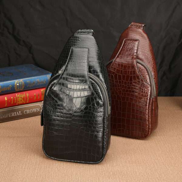 Outdoor Trave Men's Leather Single Shoulder Bag - Image 1