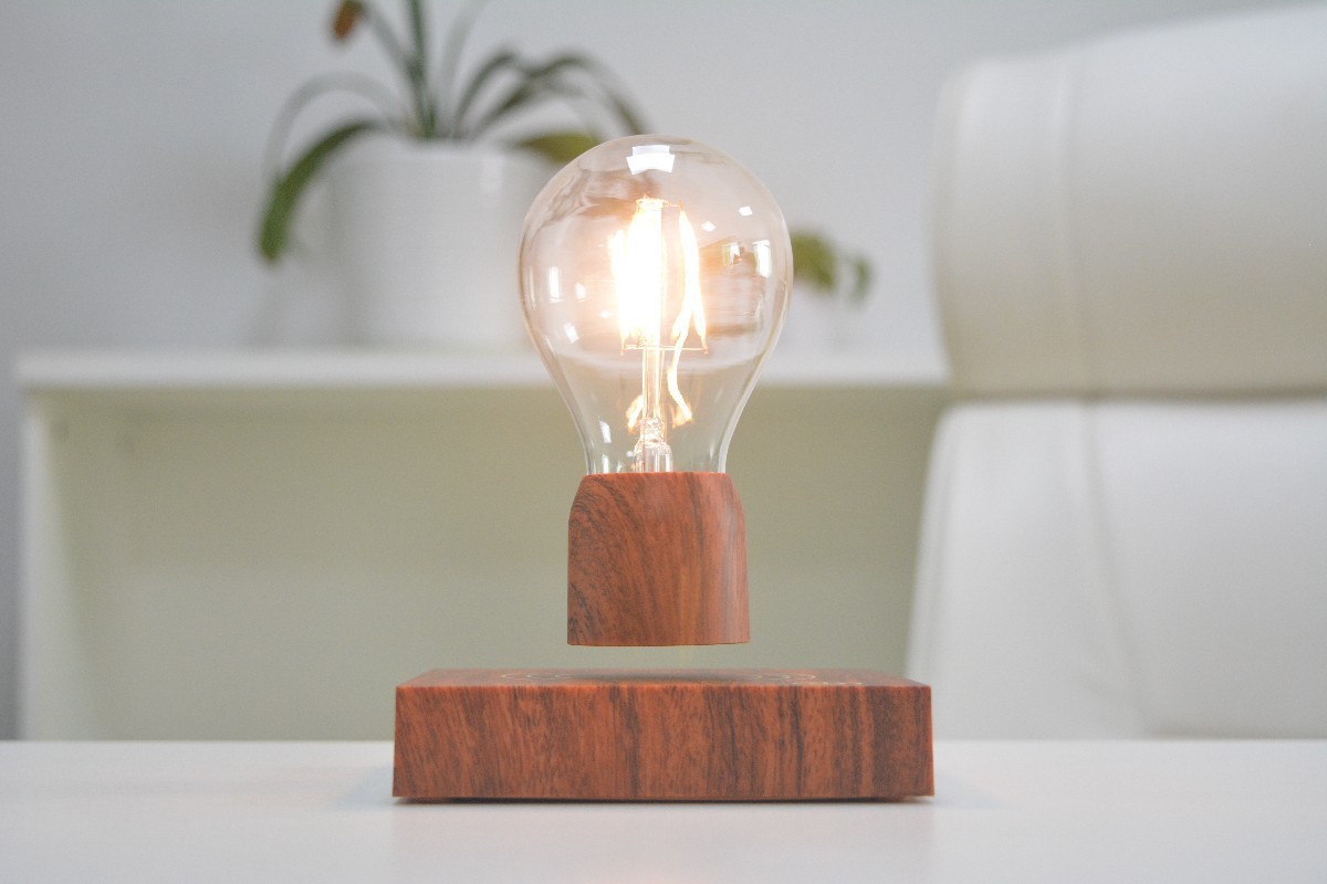 Fashionable Household Magnetic Levitation Light Bulb - Image 4