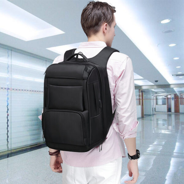 Multifunctional backpack - Image 4