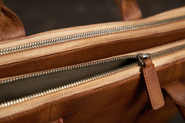 Vintage Vegetable Tanned Leather Men's First Layer Cowhide Casual Business Handbag - Image 9
