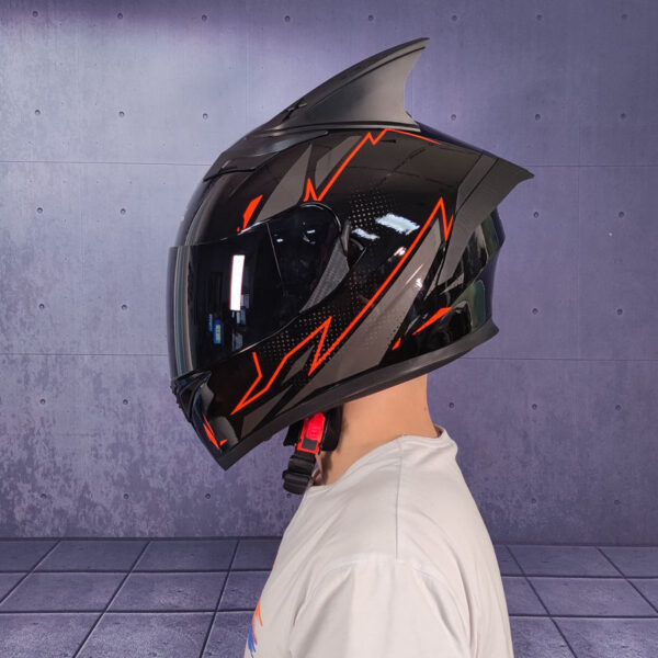 Men's and Women's Double Lens Anti-fog Full Face Four Seasons Cool Motorcycle Helmet - Image 10