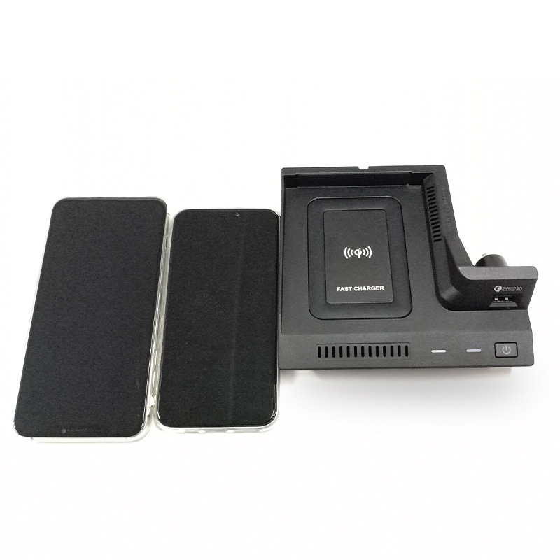 Car Wireless Charging Board Car Charger - Image 1