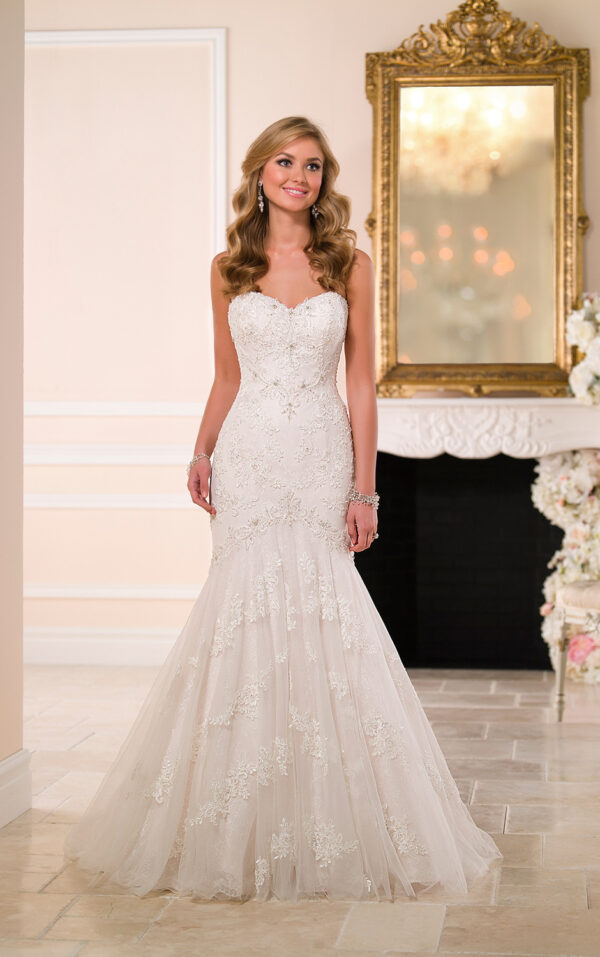 Trailing wedding dress tube top lace wedding dress - Image 7