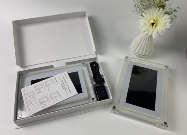 Acrylic Digital Photo Video Frame Battery New - Image 9