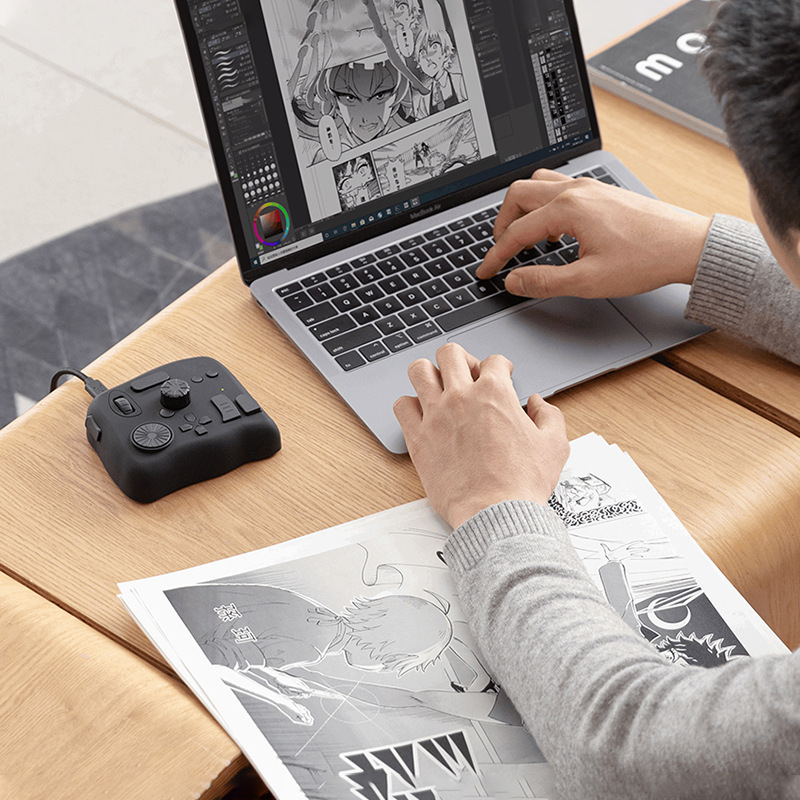 Designer Clip Custom Auxiliary Keyboard - Image 1