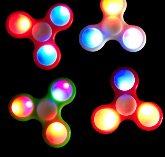 Fidget Spinner Led Lights  Batteries Included - Image 10