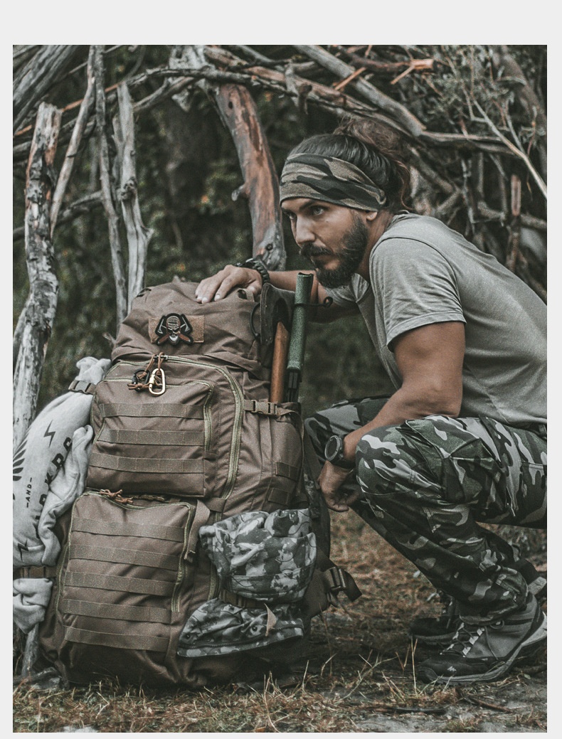 Outdoor Camouflage Men's And Women's Backpack - Image 18
