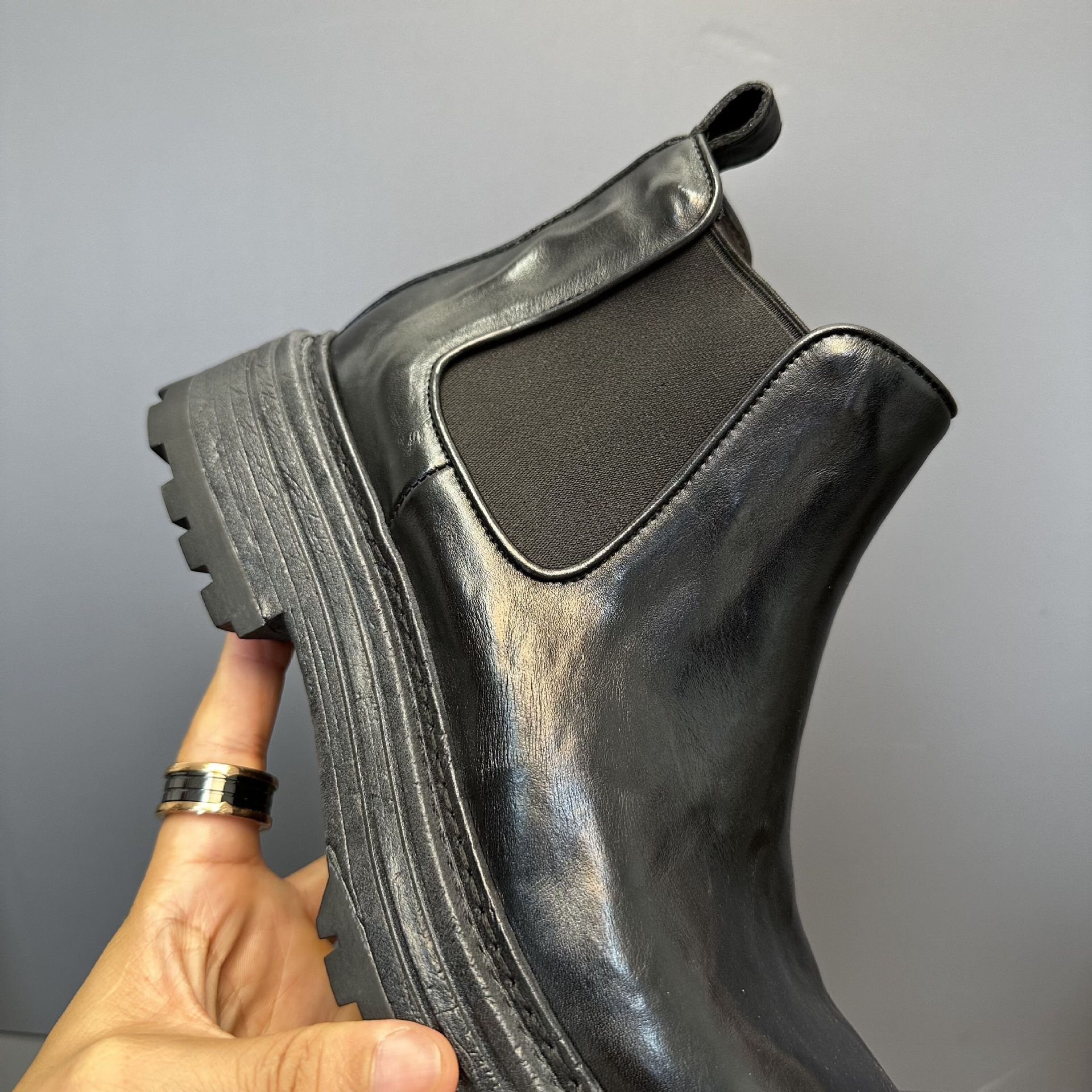 Men's Genuine Leather Retro Horse Leather High-top Martin Boots - Image 10