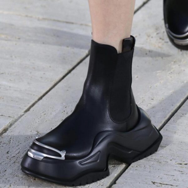Men's Thick-soled Inner Elevating Boots - Image 1