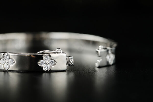 Women's Vintage Clover S925 Silver Gold Plated Bracelet - Image 7
