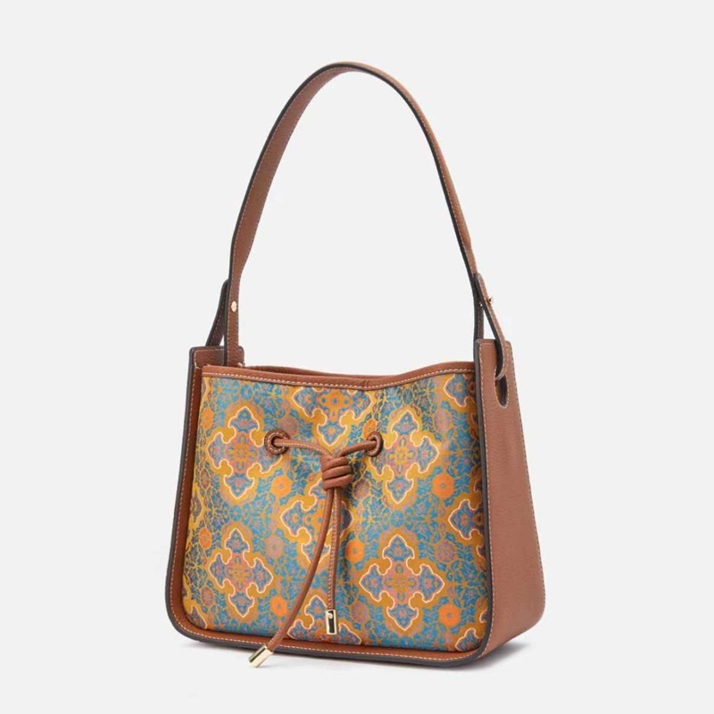 Light Luxury National Style Genuine Leather Underarm Bag Large Capacity