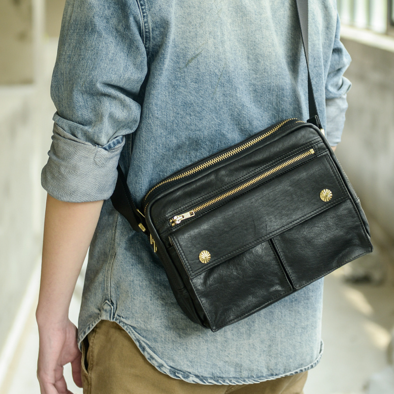 Handmade Top Layer Cowhide Japanese Street Casual Shoulder Bag - Image 2