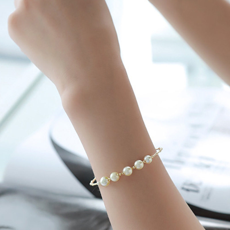 European And American New Light Gold Pearl Bracelet - Image 1