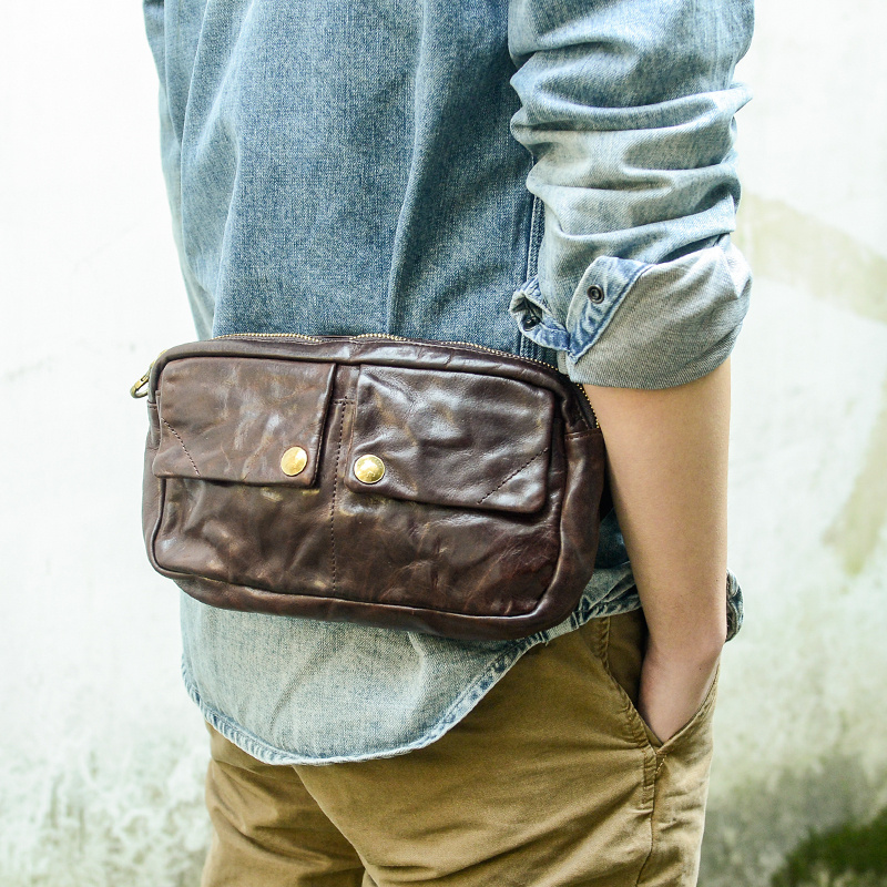 Close-fitting Design With Cowhide Covering - Image 1