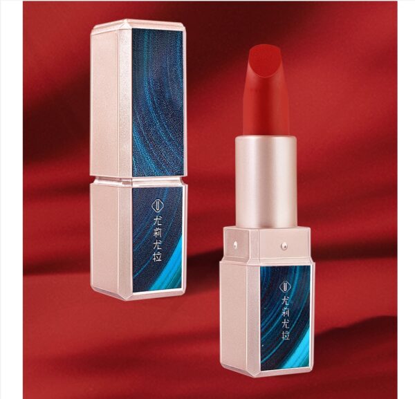 Lipstick Cushion Foundation Makeup Gift Set - Image 4