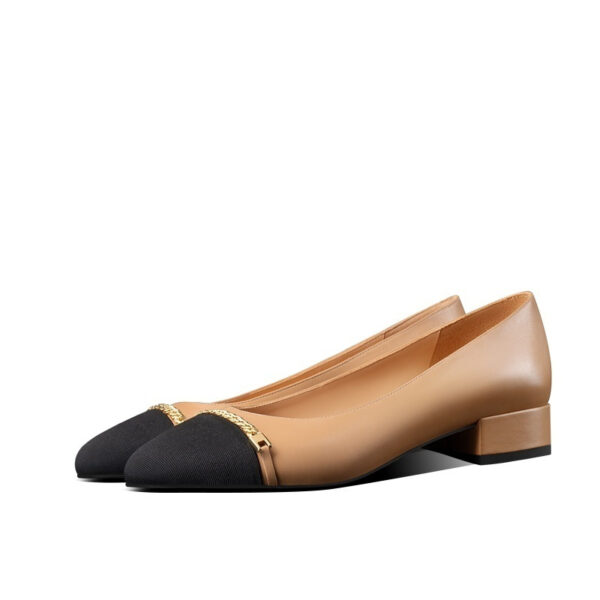 Plus Size Spring And Autumn Leather Soft Bottom Women's Shoes - Image 3
