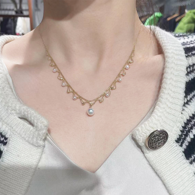 Aurora Japanese 18k Gold Lace Pearl Necklace - Image 1