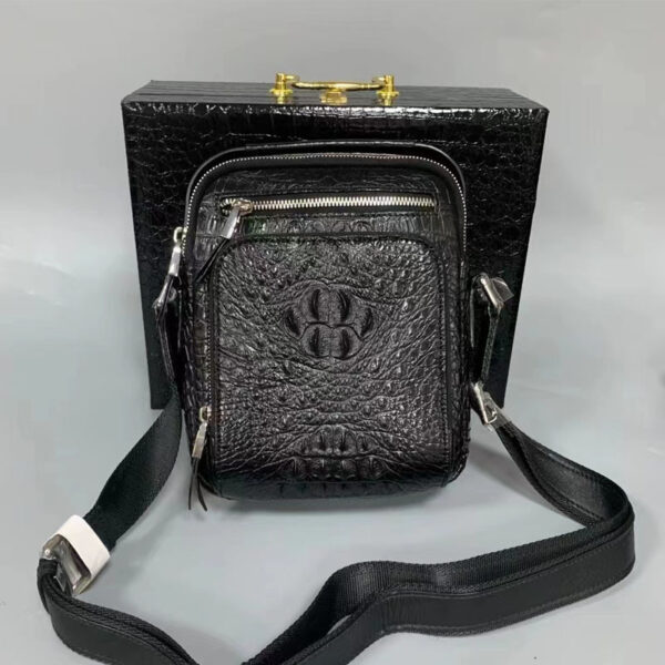 Crocodile Leather Men's Casual All-matching Crossbody Bag - Image 11