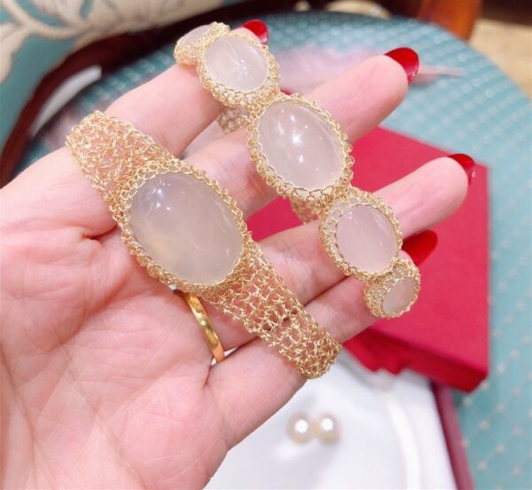 14k Gold Wire Natural White Chalcedony Bracelet - Image 6