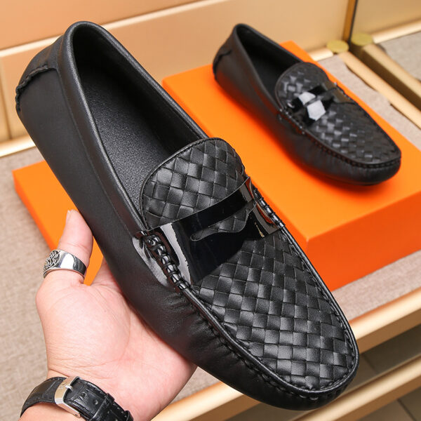 New Large Size Shoes Gommino Men's Casual Shoes - Image 1