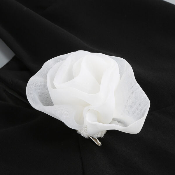 Elegant Deep V-neck Decorative Flower Suspender Skirt - Image 4
