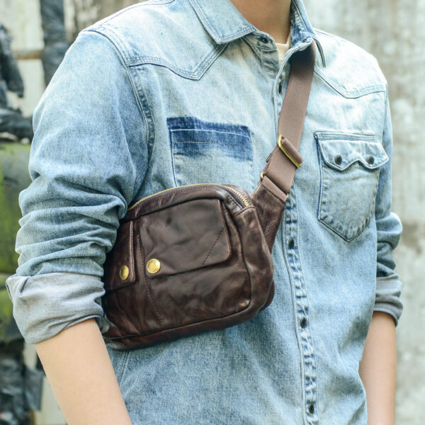 Close-fitting Design With Cowhide Covering - Image 4
