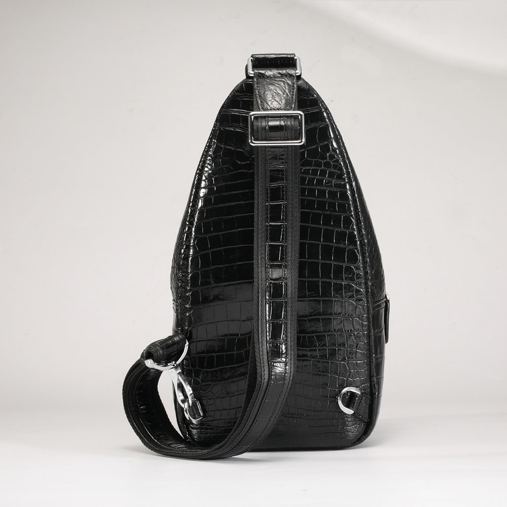 Outdoor Trave Men's Leather Single Shoulder Bag